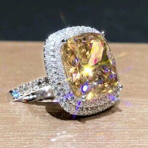 Stunning Large Yellow Cubic Zirconia Fashion Ring